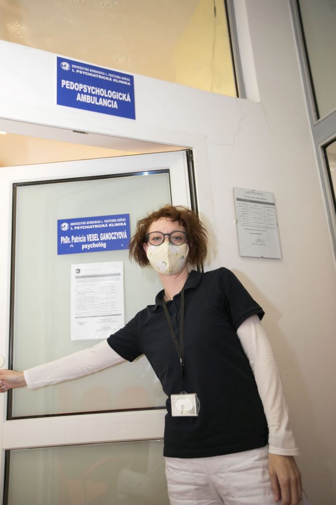 klinicka psychologička MUDr. Patrícia Vesel Ganoczyová z I. psychiatrickej kliniky Univerzitnej nemocnice L. Pasteura v Košiciach.